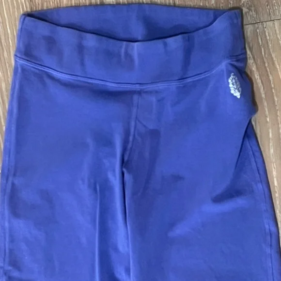 FP Movement Hot Shot Crop Flares in Moroccan Blue - Picture 3 of 10